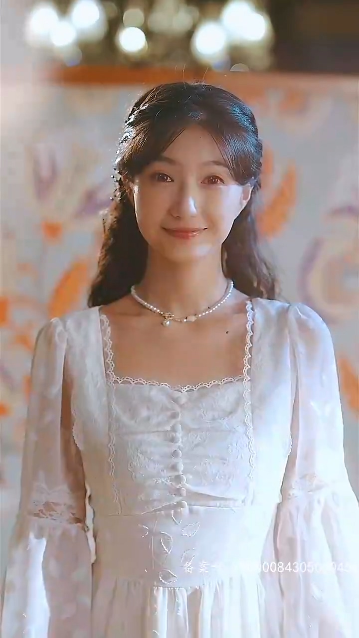掉馬后，總裁傻妻颯爆了(全集)